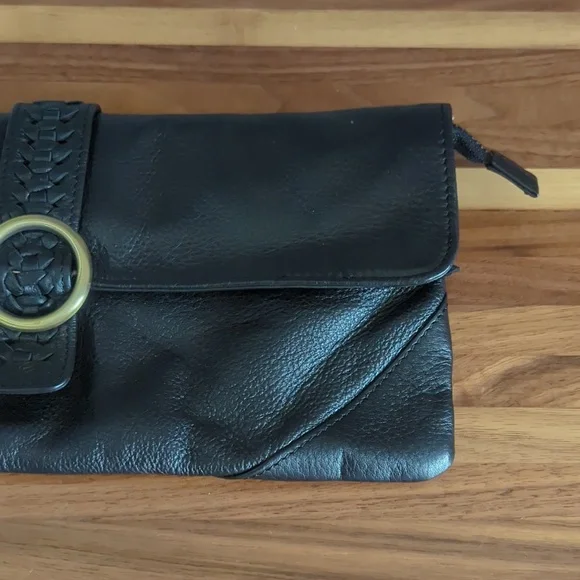 Clark's black leather clutch - Picture 4 of 12